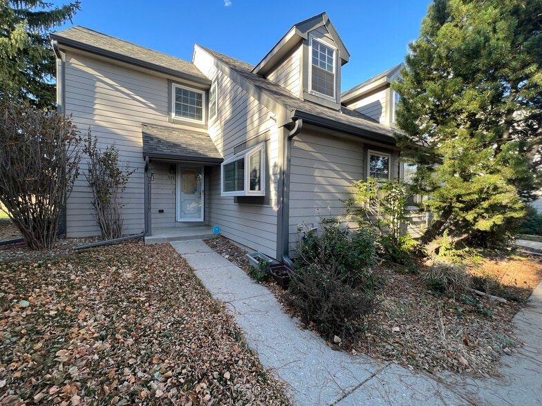Primary Photo - 338 Cobblestone Dr