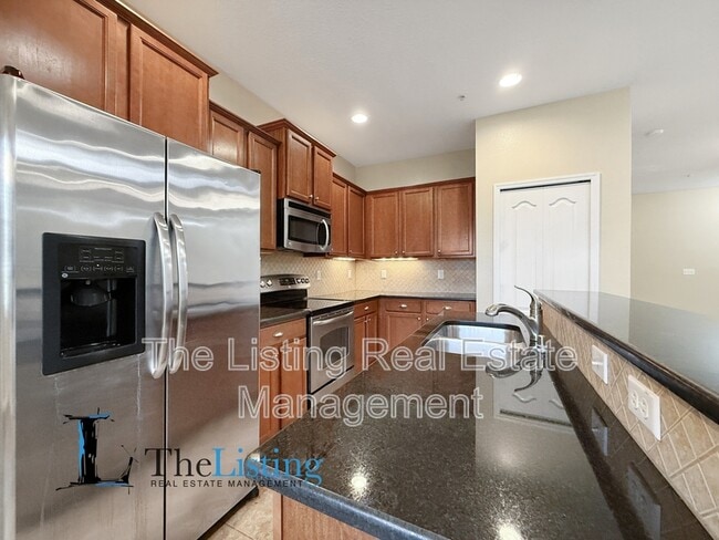 Building Photo - 8623 Andalucia Field Dr