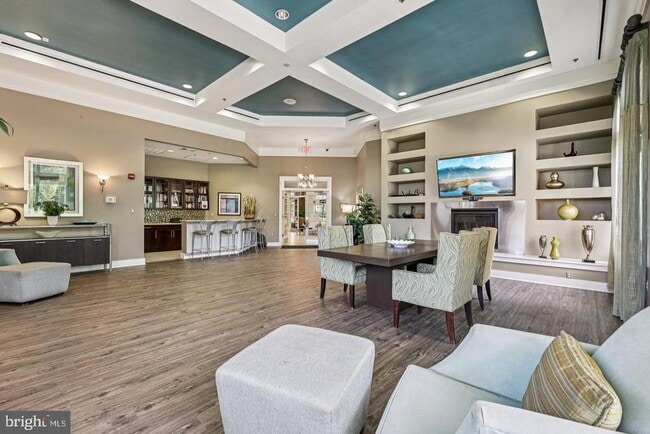 Building Photo - 19441 Promenade Dr