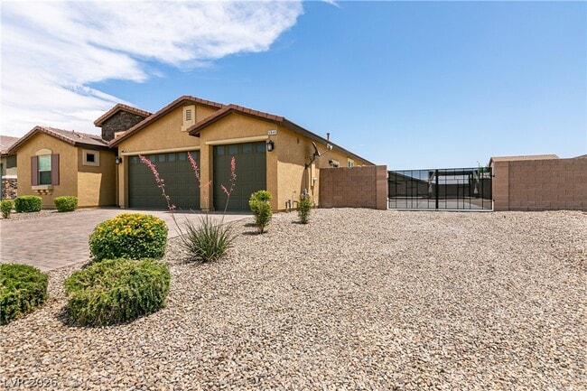 Building Photo - 5048 Royal Indigo St