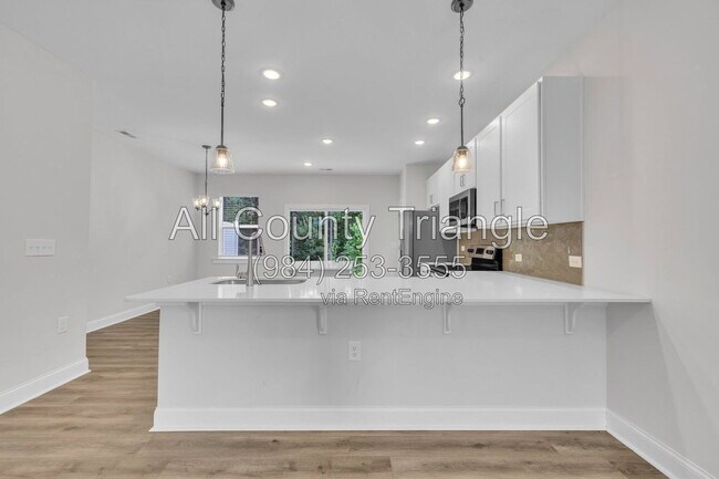 Building Photo - 267 Old Grove Ln