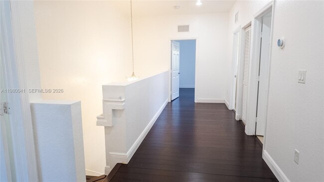 Building Photo - 3530 W 88th St