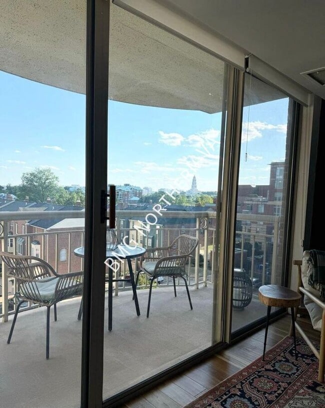 Building Photo - 1200 Braddock Pl