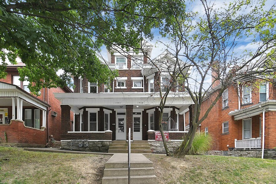 Primary Photo - 1940 Summit St