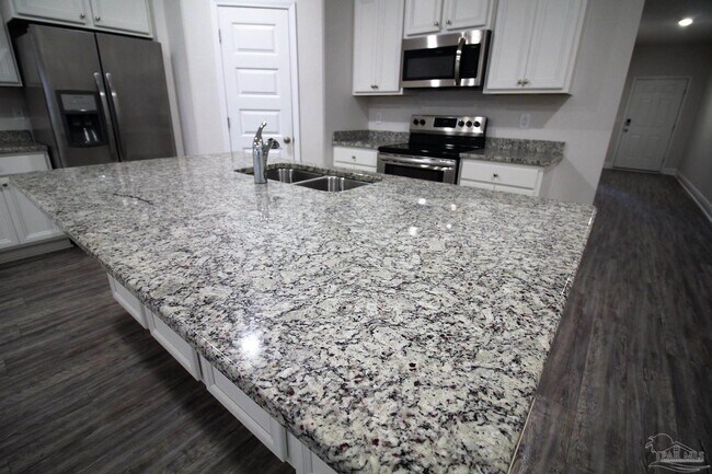 Building Photo - 3900 Hawks Landing Cir