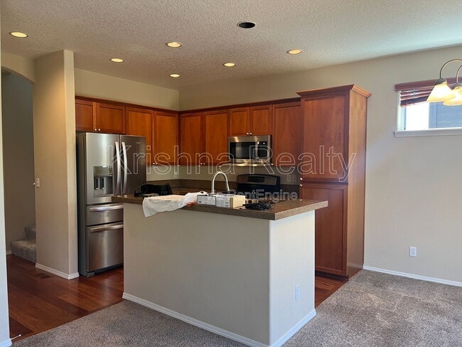 Building Photo - 473 NE 61st Pl