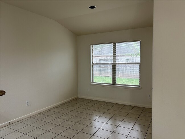 Building Photo - 5218 Meadow Canyon Dr