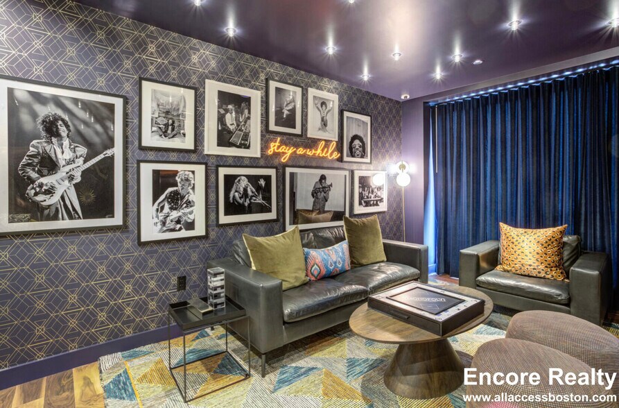 Building Photo - 75 St Alphonsus St