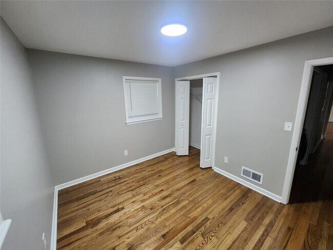 Building Photo - 1181 Starline Dr