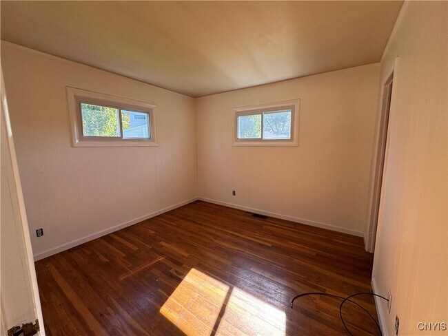 Building Photo - 17 Gooseberry Ln