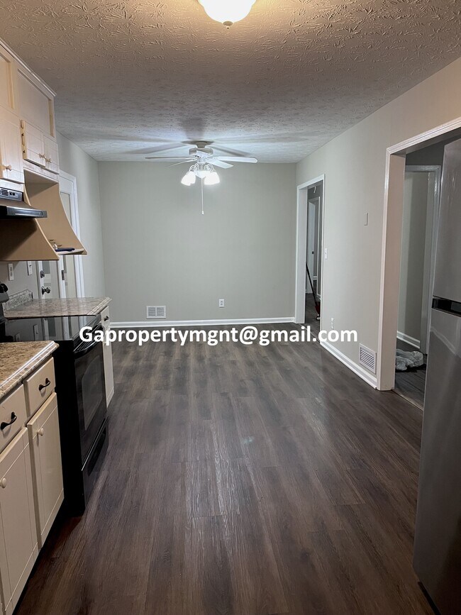 Building Photo - 231 Waddell Dr