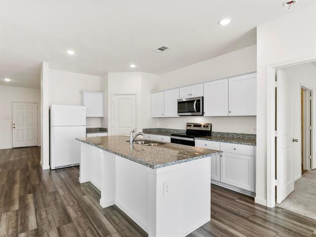 Building Photo - 13344 Ridings Dr