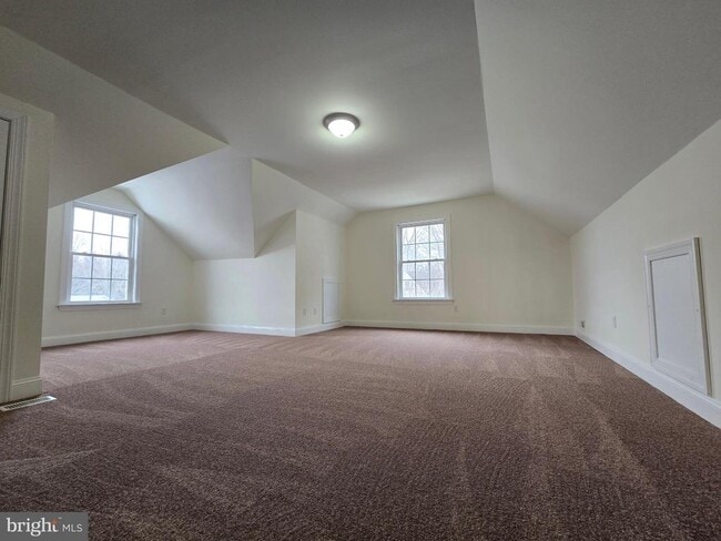 Building Photo - 271 Ashton Ct