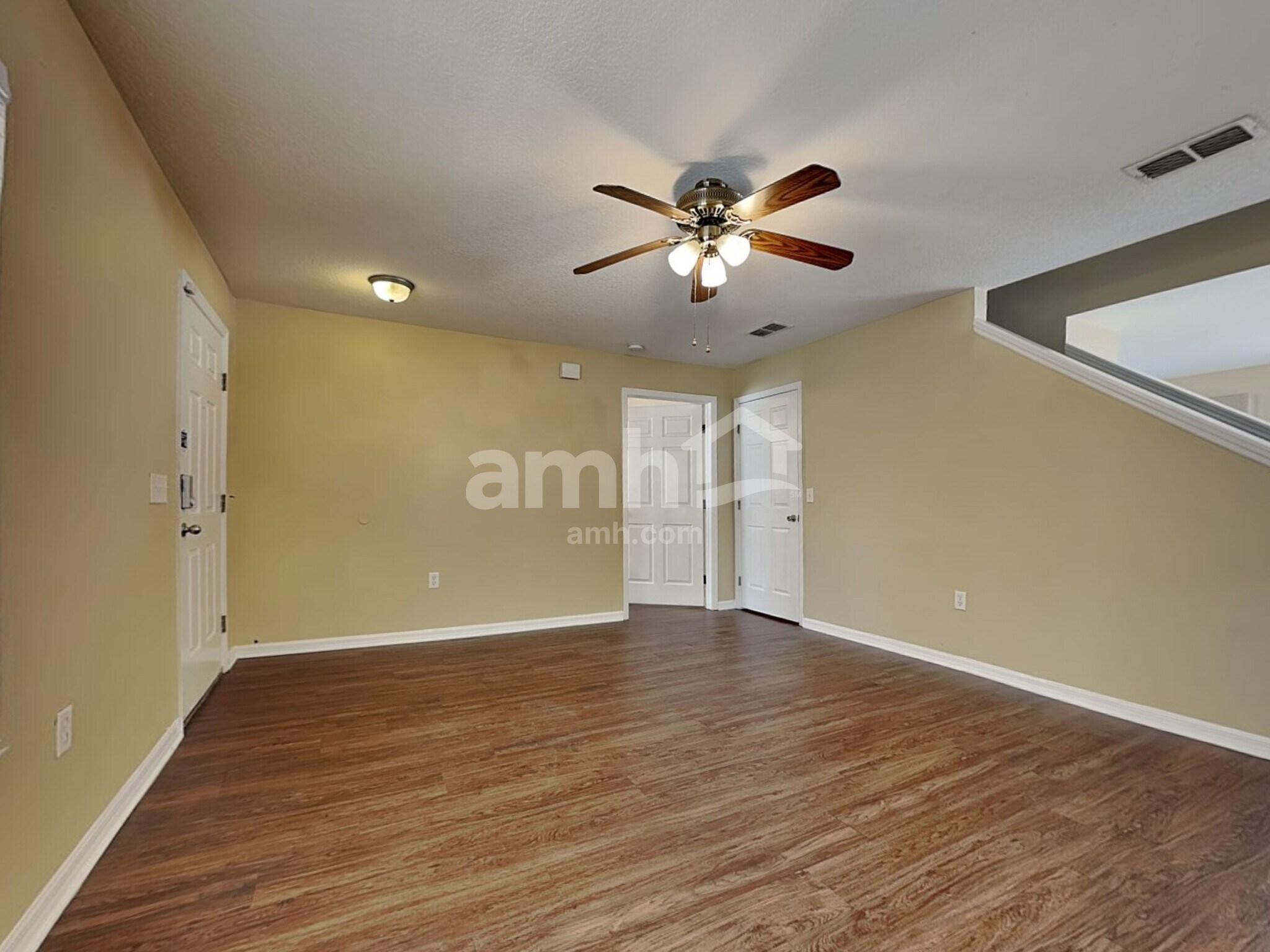 Building Photo - 10332 Summerview Cir