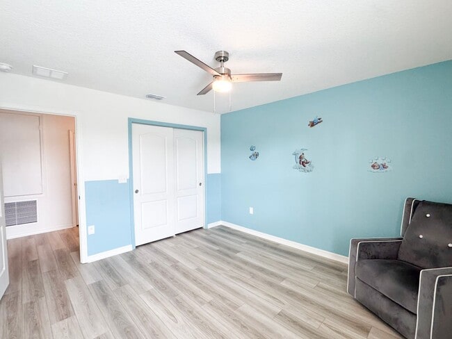 Building Photo - Beautiful 3 bedroom/2.5 bath in NEW Winter...