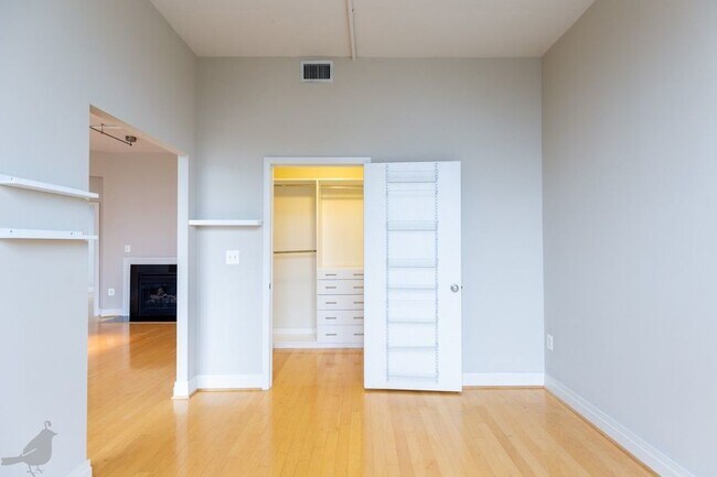 Building Photo - 2020 12th St NW