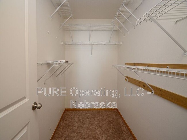 Building Photo - 16767 Laurel Plaza