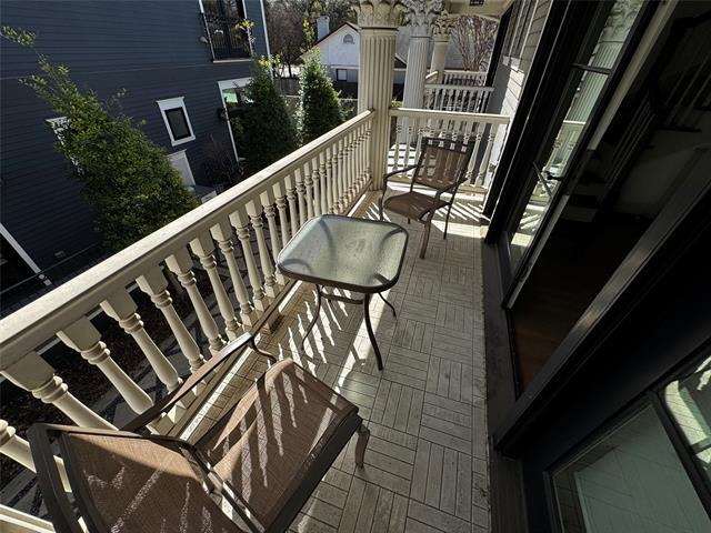 Building Photo - 1019 N Bishop Ave