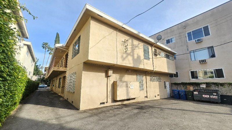 Building Photo - 1201 N Ogden Dr