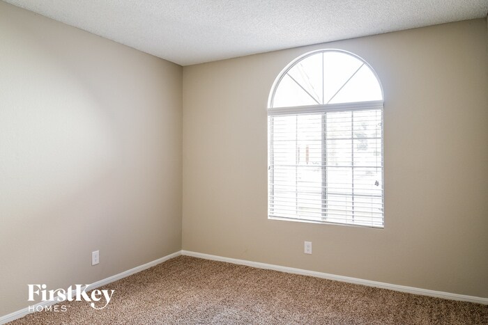 Building Photo - 134 Arbor Way
