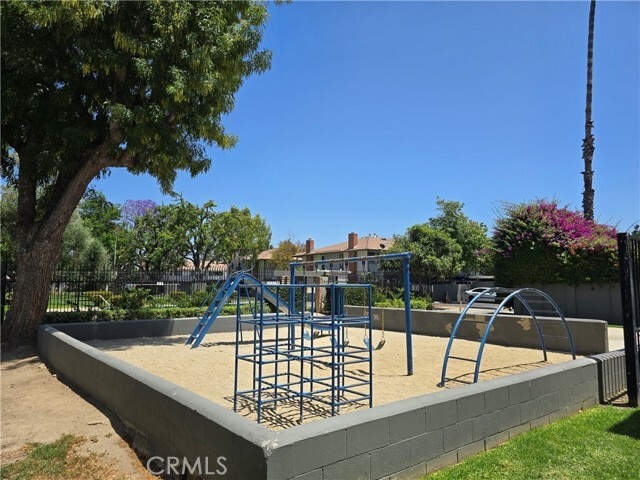 Building Photo - 16578 Montego Way
