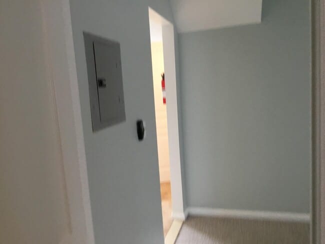 Building Photo - 90 Union Ave