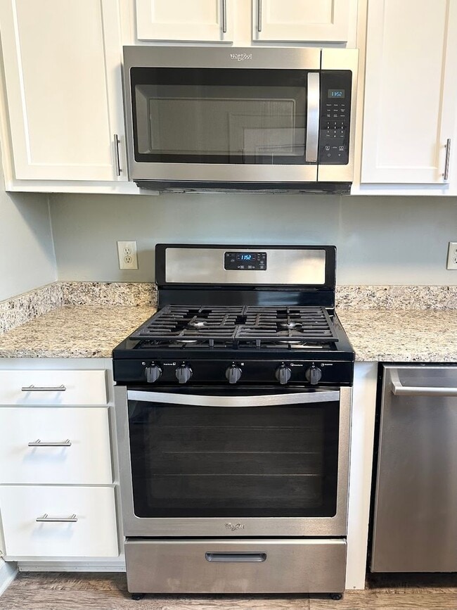 Building Photo - 66 W California Ave