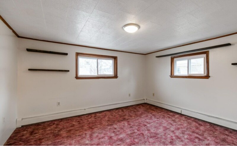 Building Photo - 412 Grove St