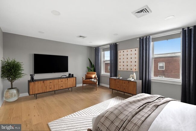 Building Photo - 311 Wharton St