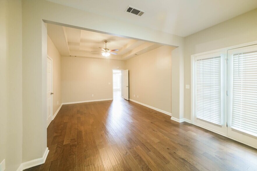 Building Photo - 116 Freeman Forest Dr