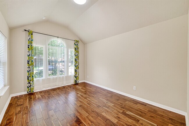 Building Photo - 2410 Horned Owl Dr