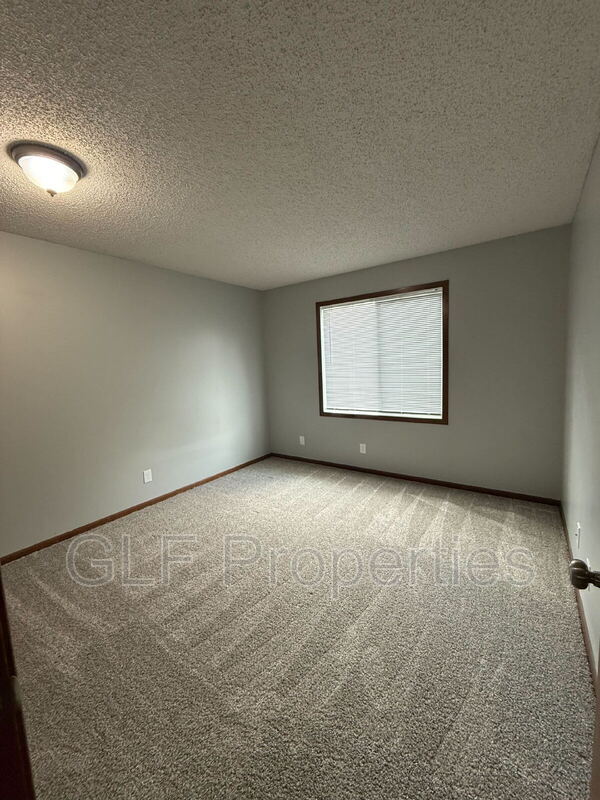 Building Photo - 46 Bradford St