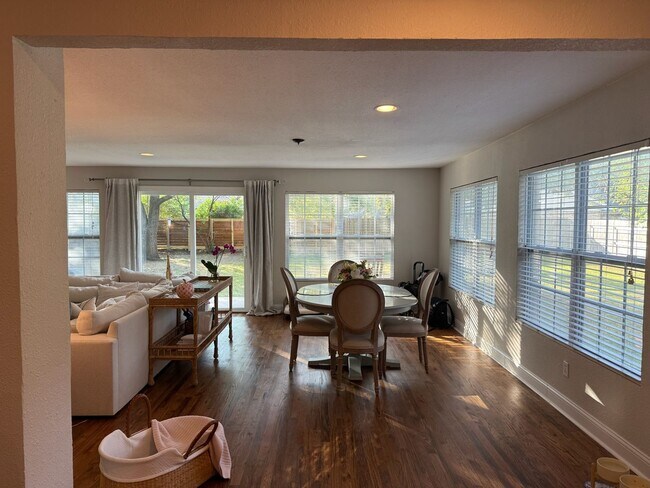 Building Photo - Overton Park home for Lease