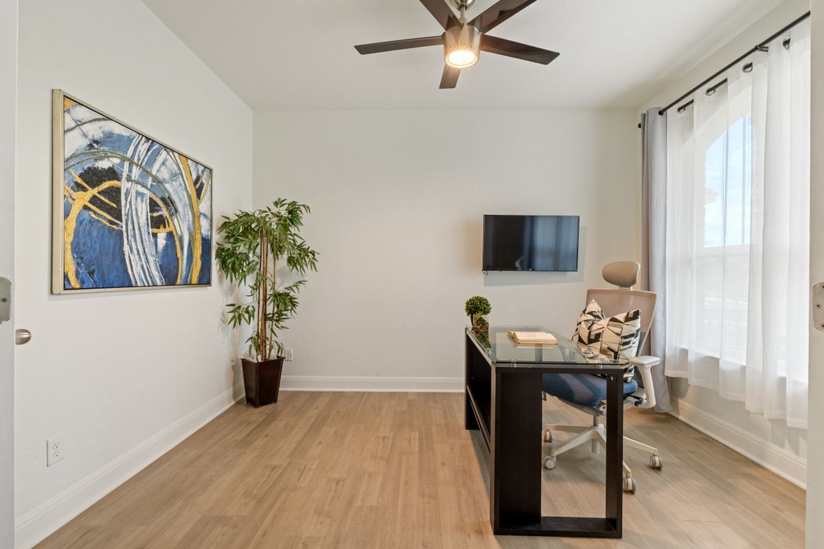 Building Photo - 22438 Akin Fawn