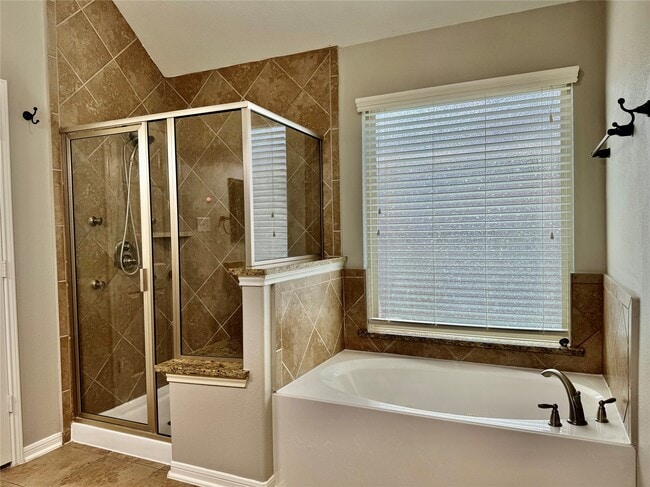 Building Photo - 28019 Canyon Wren Dr