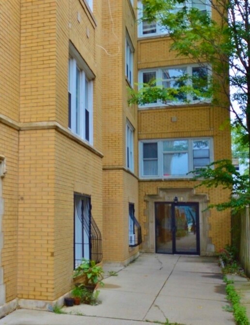 Primary Photo - 3108 W Walton St