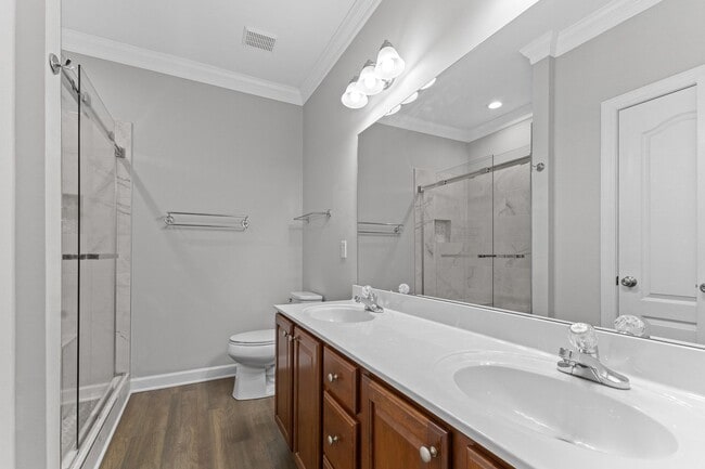 Building Photo - **3bd/2.5ba Townhome in Magnolia Woods**
