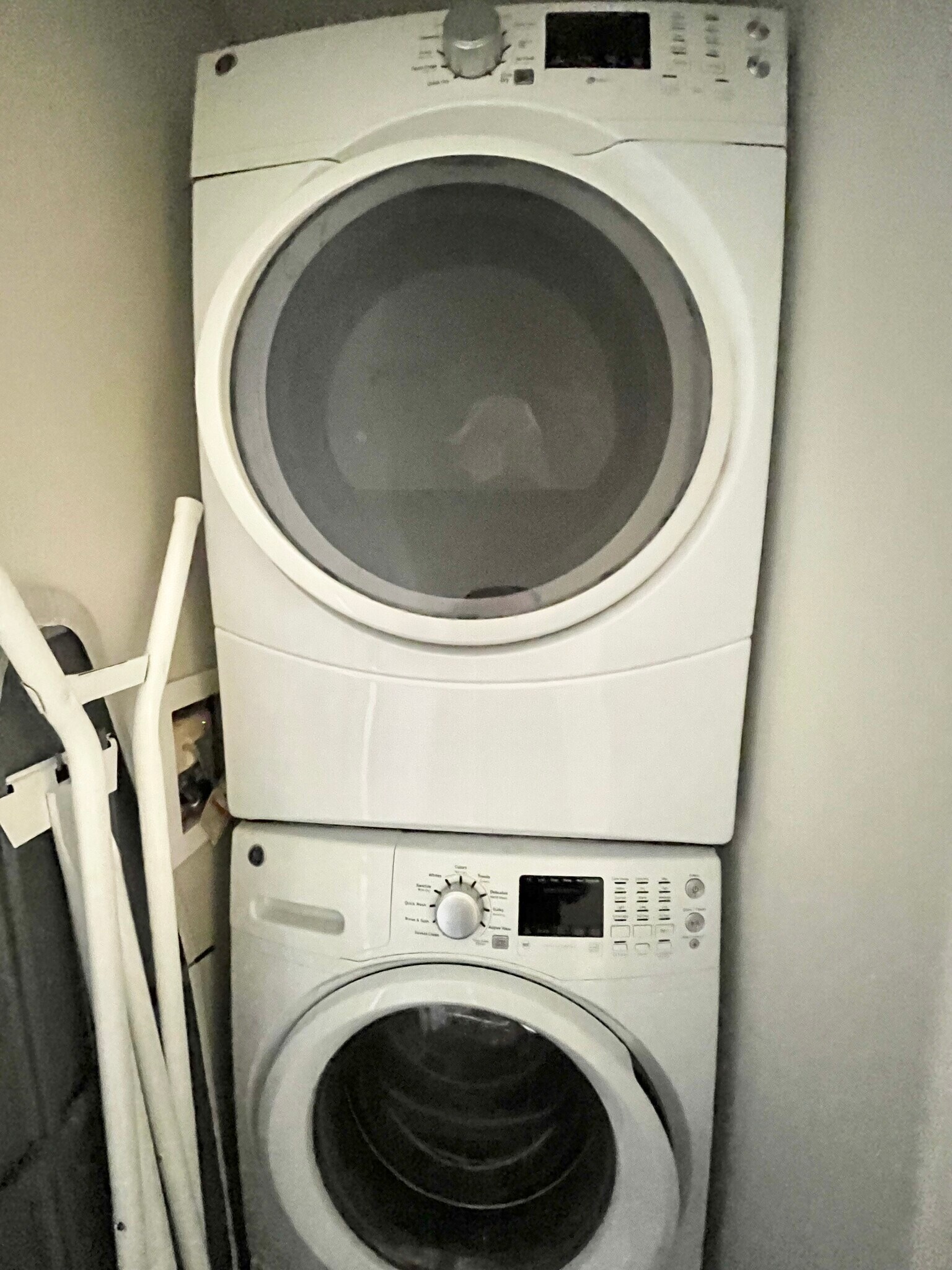 Building Photo - 1520 Tremont St