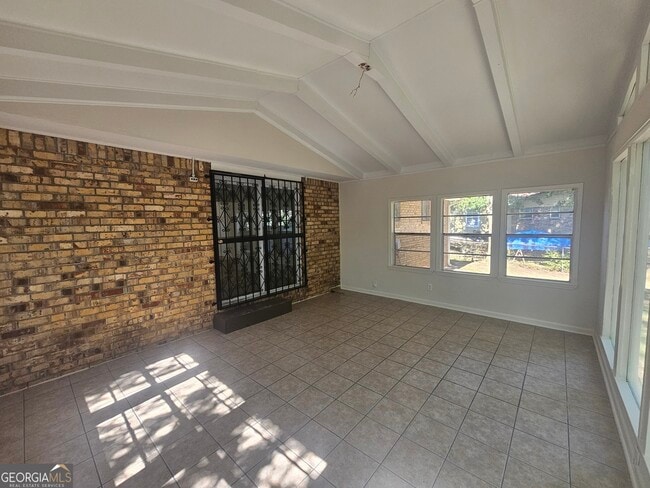 Building Photo - 2293 Lanier Pl