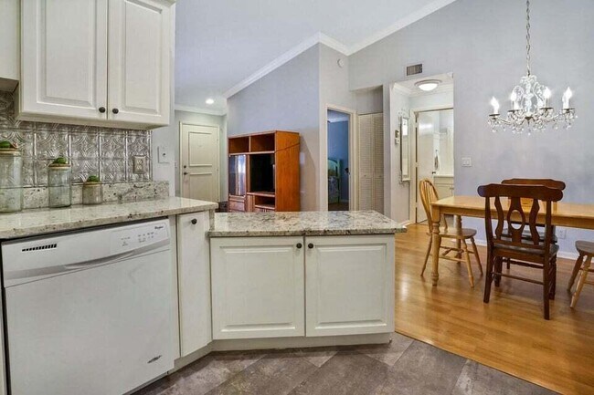 Building Photo - 6520 Chasewood Dr