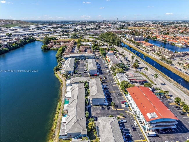 Building Photo - 8390 NW 103rd St