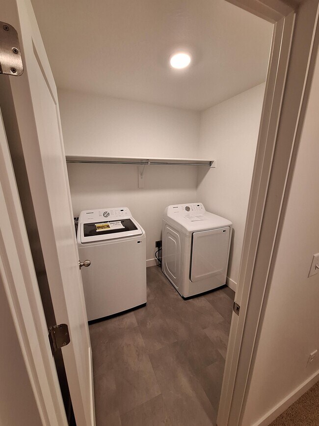 Building Photo - 5116 Rustic Patch Rd