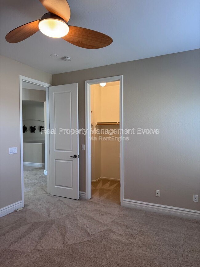 Building Photo - 27313 N 23rd Ln