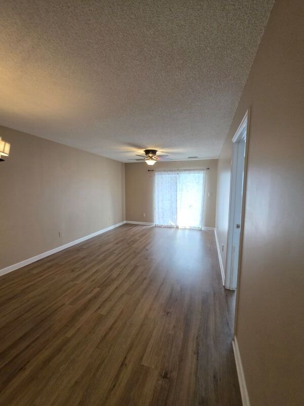 Building Photo - 7700 Porcher Dr