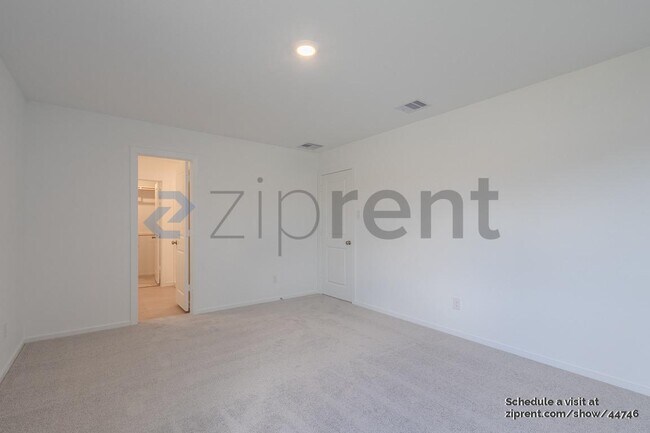 Building Photo - 18003 Valle Cupa Ln