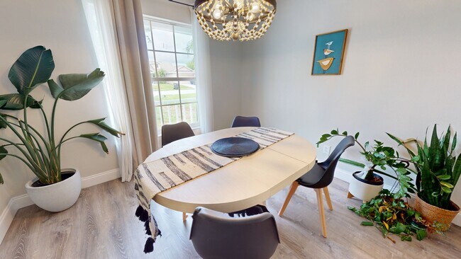 Building Photo - 4026 Banbury Cir