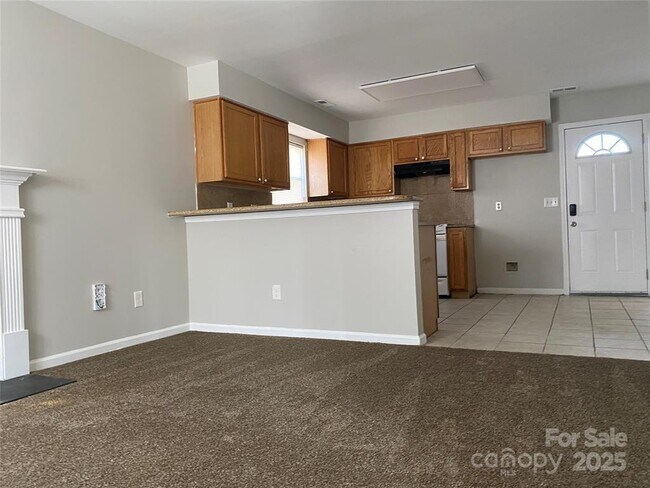 Building Photo - 3854-A Bullard Street