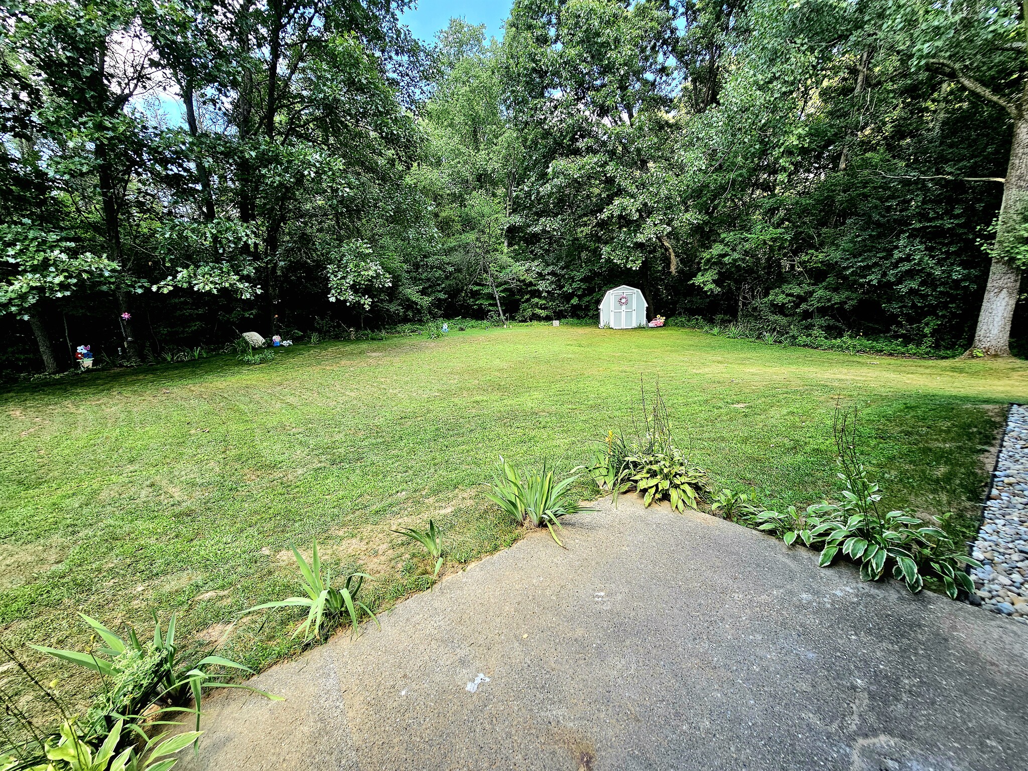 Building Photo - 292 Pine Ridge Rd