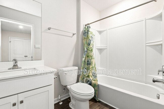 Building Photo - 336 Mazzeo Dr