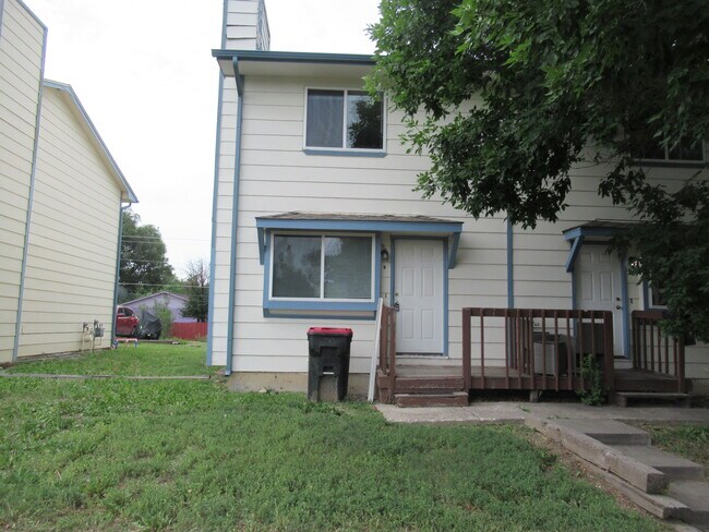 Building Photo - 2009 Lelaray St